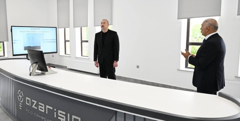 4a9620a602ff271088493b204890c9de_8272890