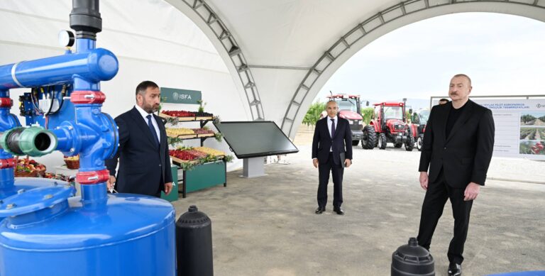 53add7b811ecde101e2907a7ea309446_1357574