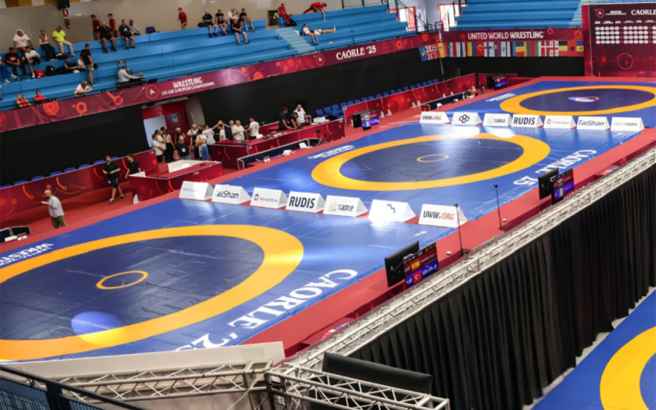 1751307805.edaf3c96-c2a6-3a5a-b4fa-5d485f5ffd11_850