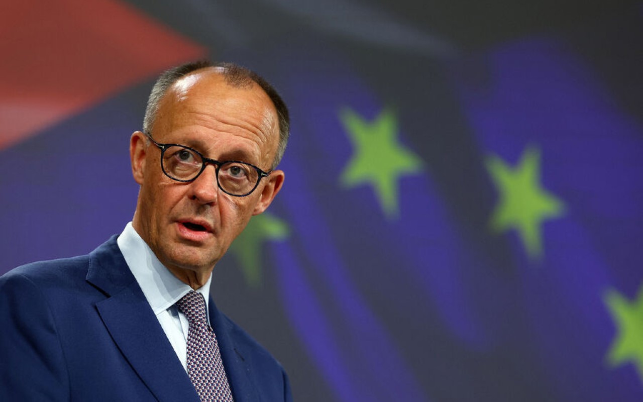 1752768056.2025-05-09T094219Z_600781867_RC29EEAXNHHV_RTRMADP_3_EU-GERMANY-MERZ-pic_32ratio_900x600-900x600-47697