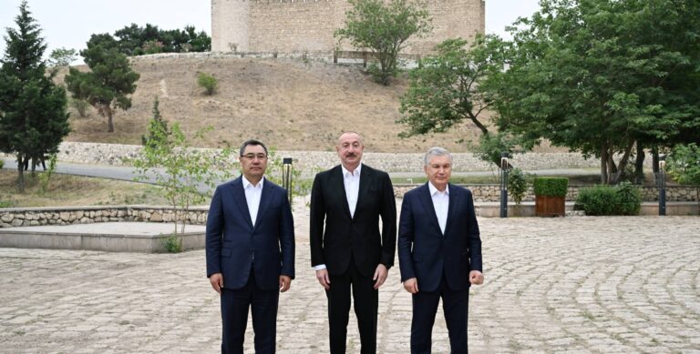 26cba8da8078cace7e8778cb3559c2a8_6176188