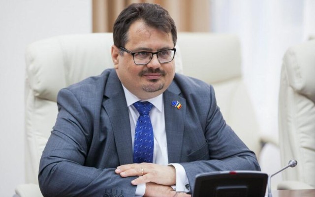 1754298298_1683100969