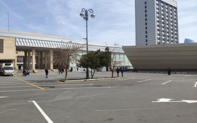 1755175485.1866df90-1acf-376c-9491-e64a41b3aec3_850