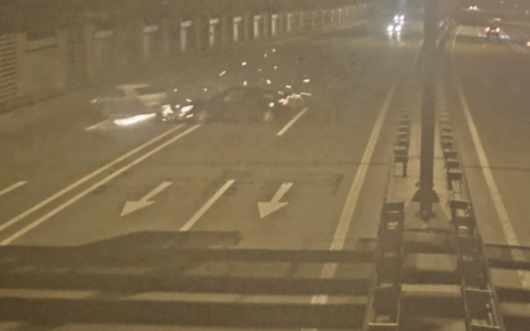 1755931423.376a8c38-0f35-354c-b856-a755e7bae42c_850