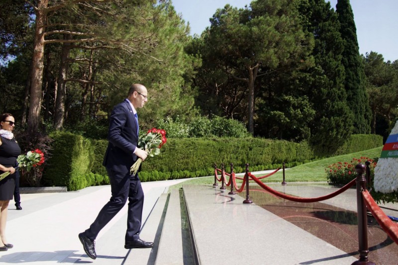 68a32e2d7d9a368a32e2d7d9a4175552465368a32e2d7d9a068a32e2d7d9a1jpg-1755525041