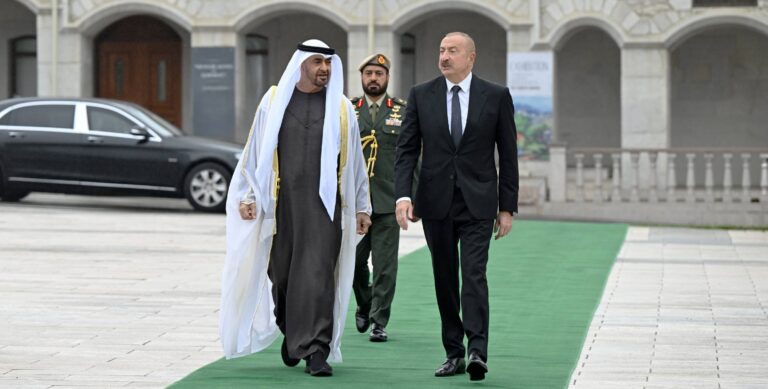 1642d10d8532286a4bcbc8e78cbc58a8_9481285