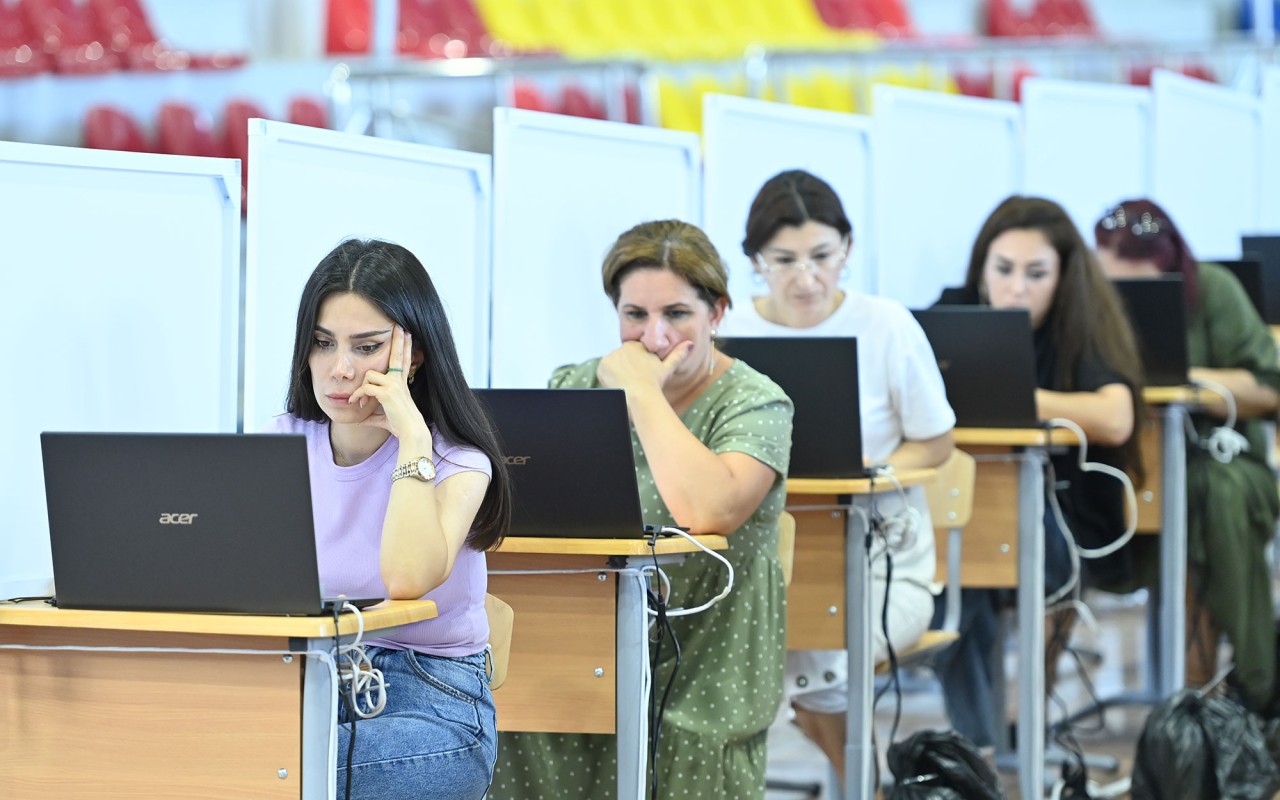 1757601392.1757600315_05-30.08.22-02