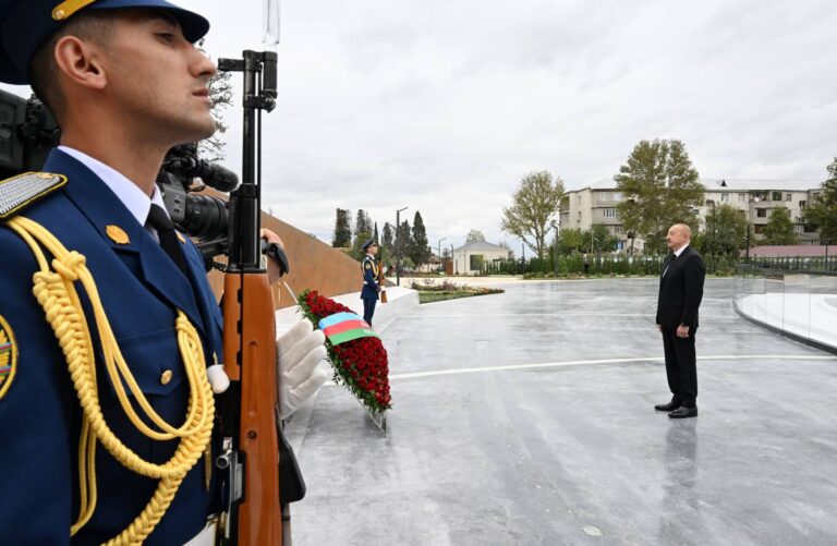 1758965772_ac955df55cc5706e7949f95556381dd0