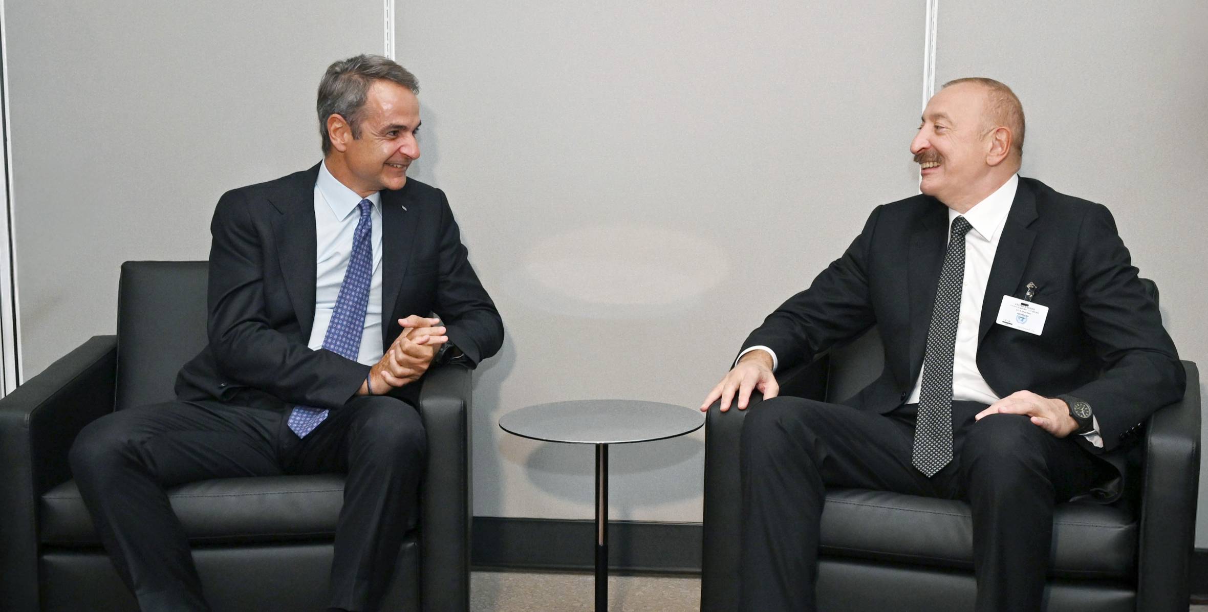 29ee642bda07f88c92b69c29338b0fd5_9800097