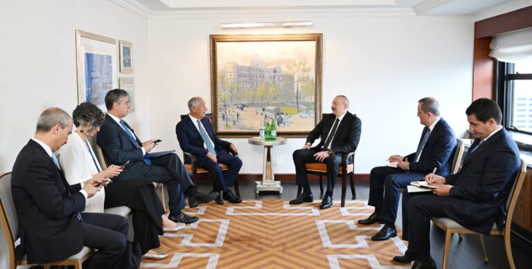 609a27a3fba5e34638e5468cac9bc51b_9392052