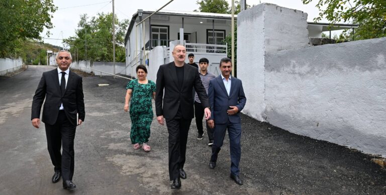 9cd86dde4cdc7ac0143a91de52a42303_2402876