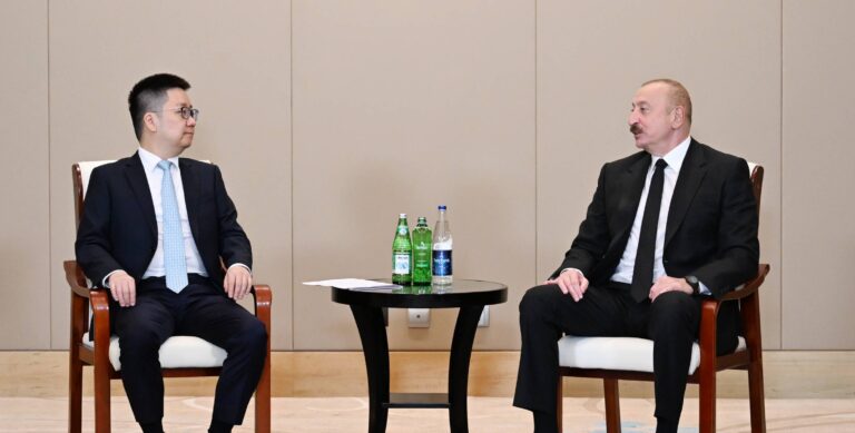 ac0d85353f551b511a6f729be9a77b98_5406746