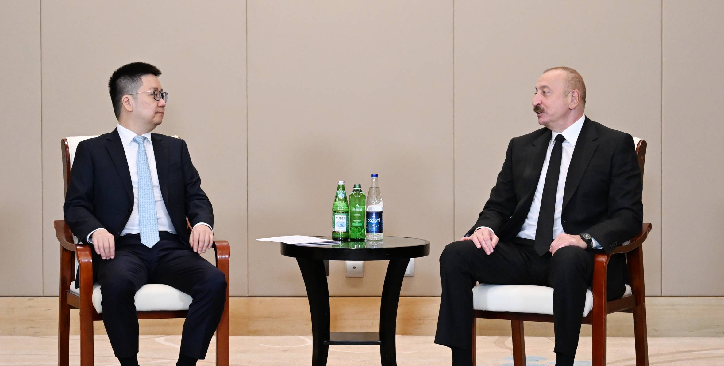 ac0d85353f551b511a6f729be9a77b98_5406746