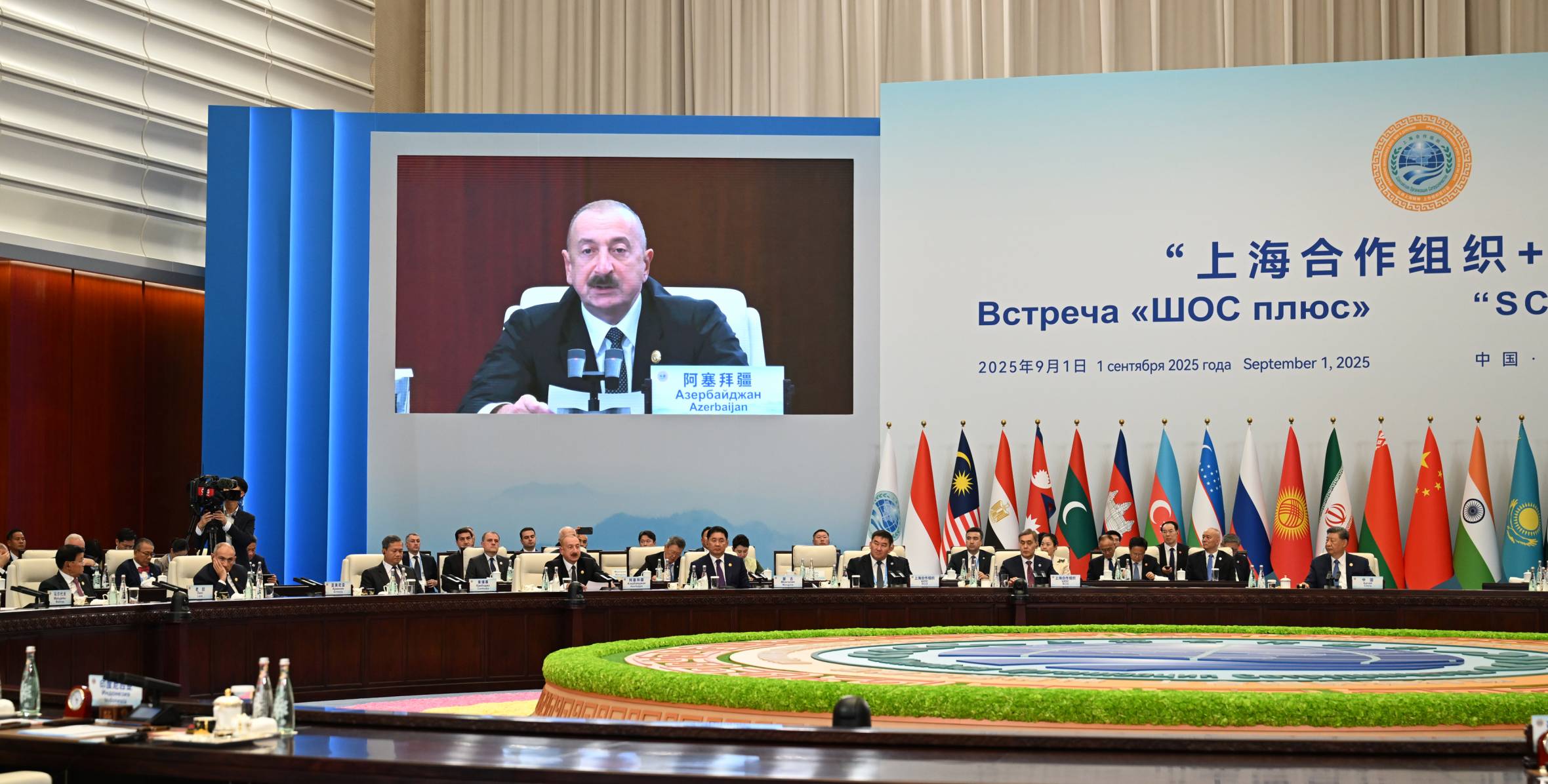 d803bfc1db5fdd19dc5407786601a9fa_8327380