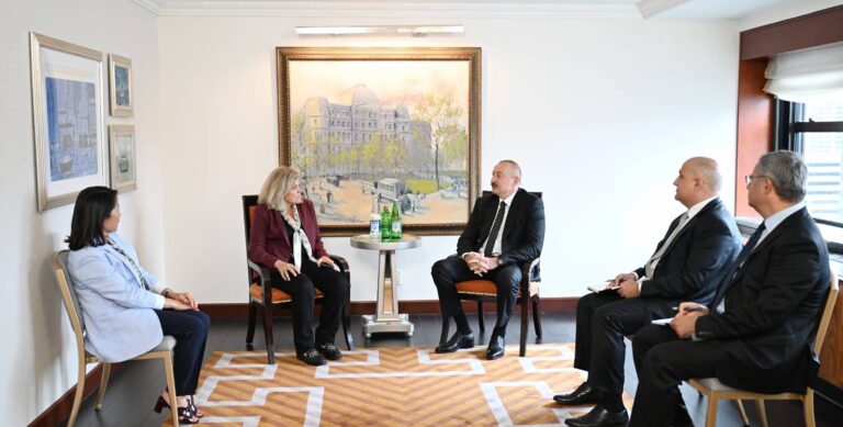 db8338411c9ce78f2c11b5609358bde2_7848217