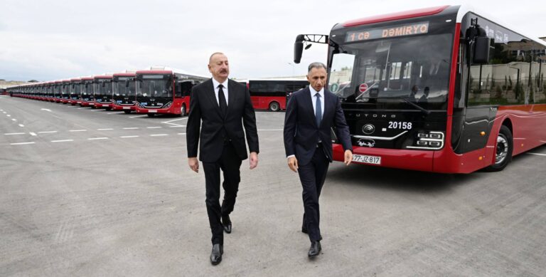 f7b6df11a8c9125d47cee286ce2dae10_2403334