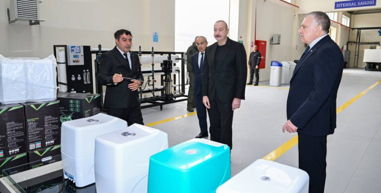 0894b6ebf7b0265f6dde396c89c928b4_3999266