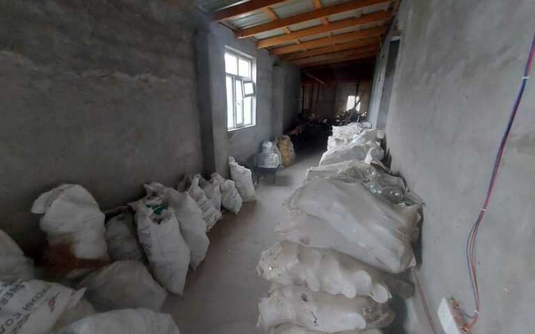 1759407703.8df19431-66de-498d-8bd1-5a201e23422a