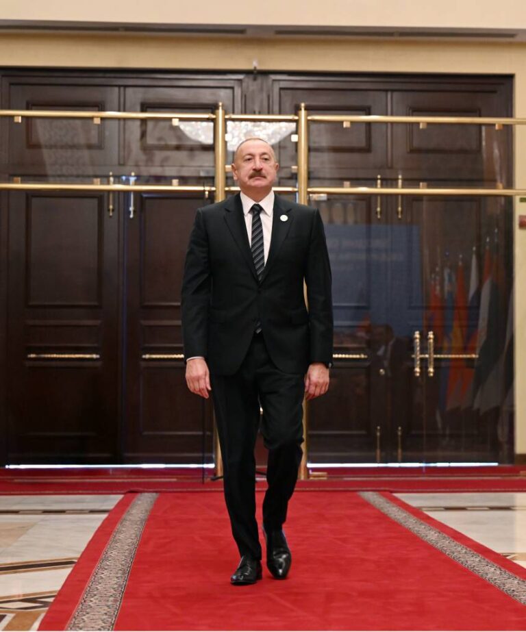 1760077133_7efd2ae6352bef1be57efbf56e54ba3a