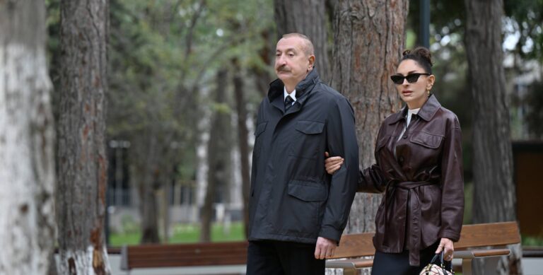 3bd165f4ce984b52694d0e781a139c33_8056367