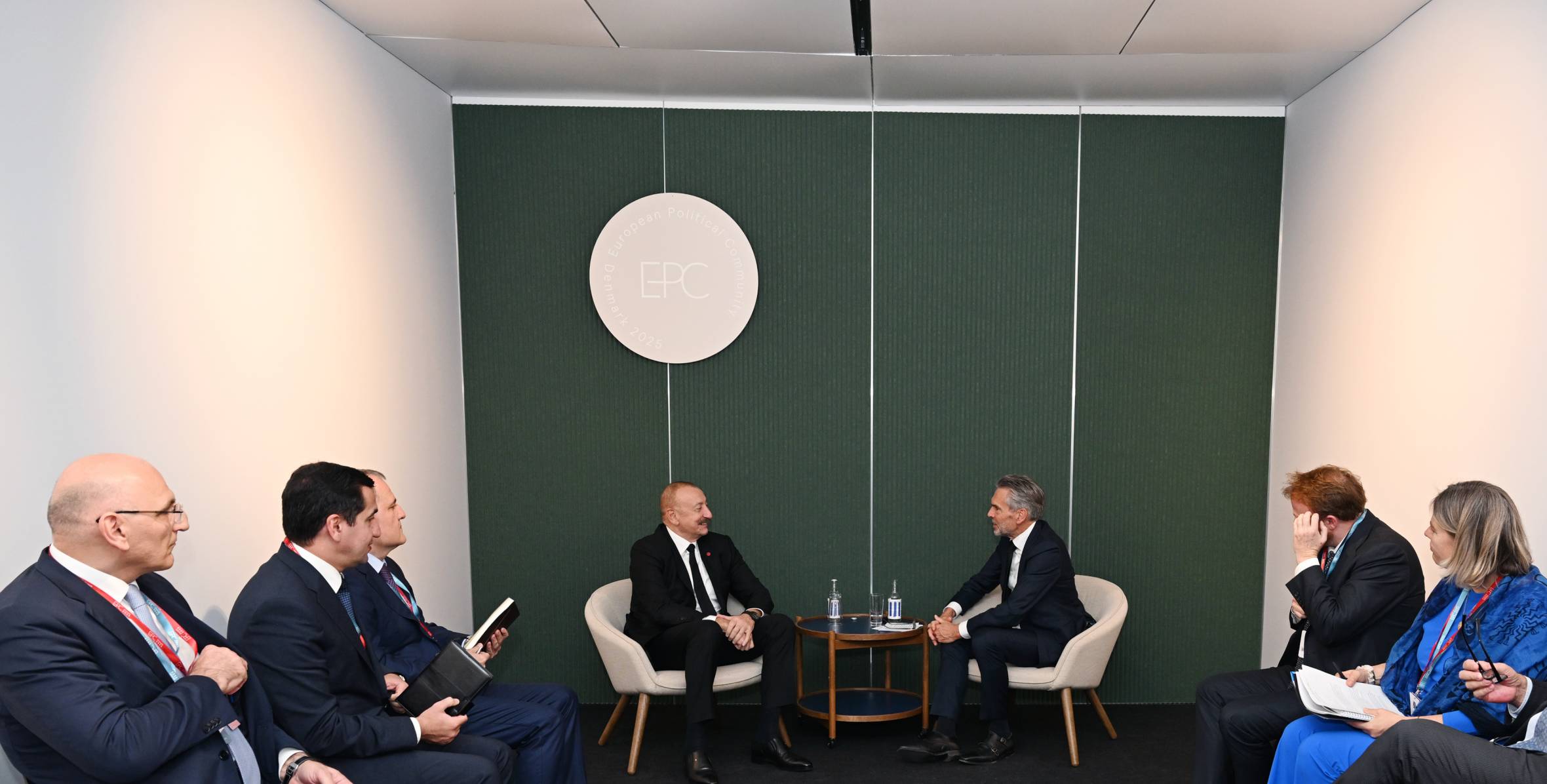 a508599762d087cabb4f8d50e977a70b_6579716