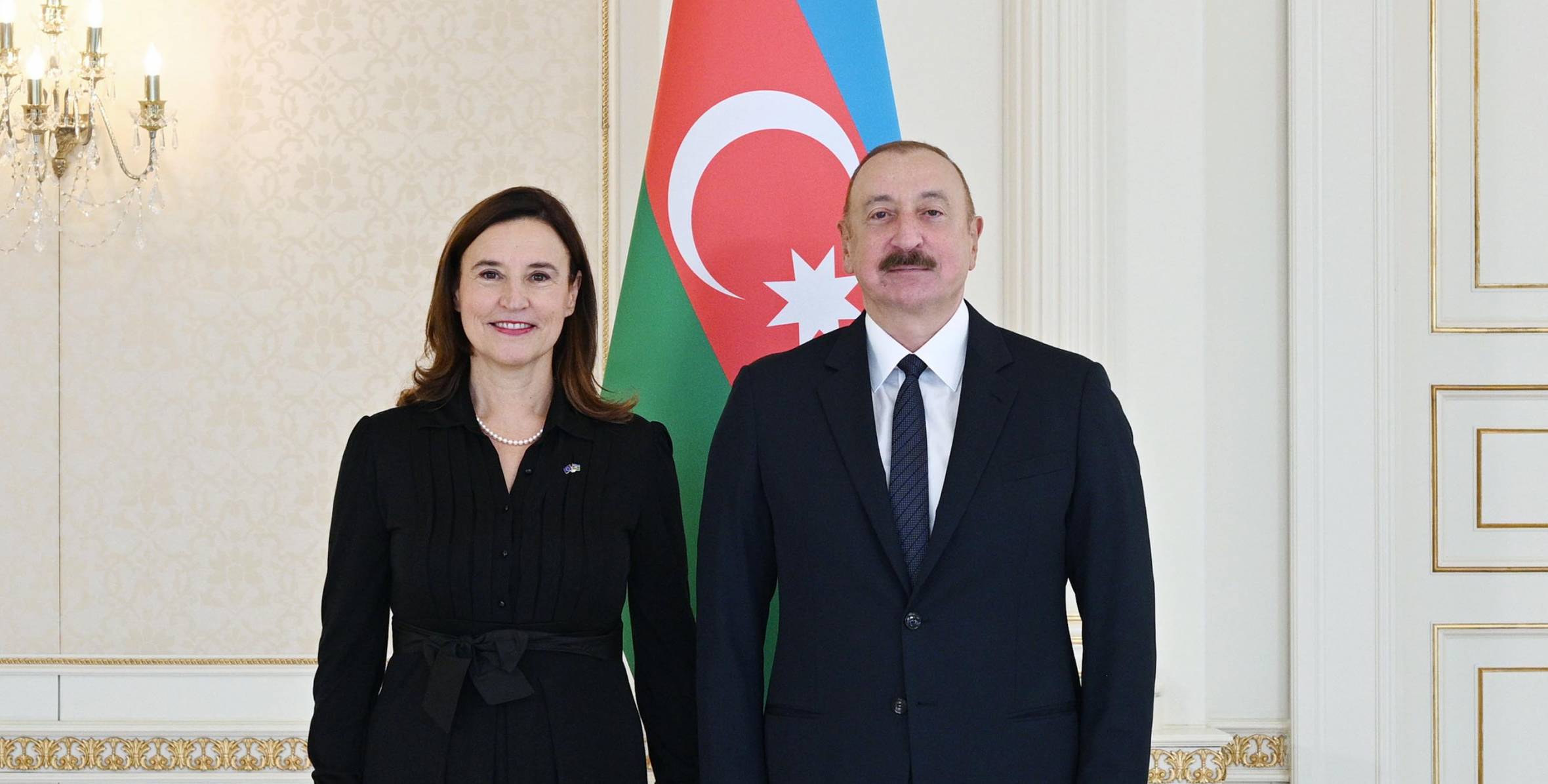 ab93e3e41ac0669ba209a6a76db0ab79_2152788