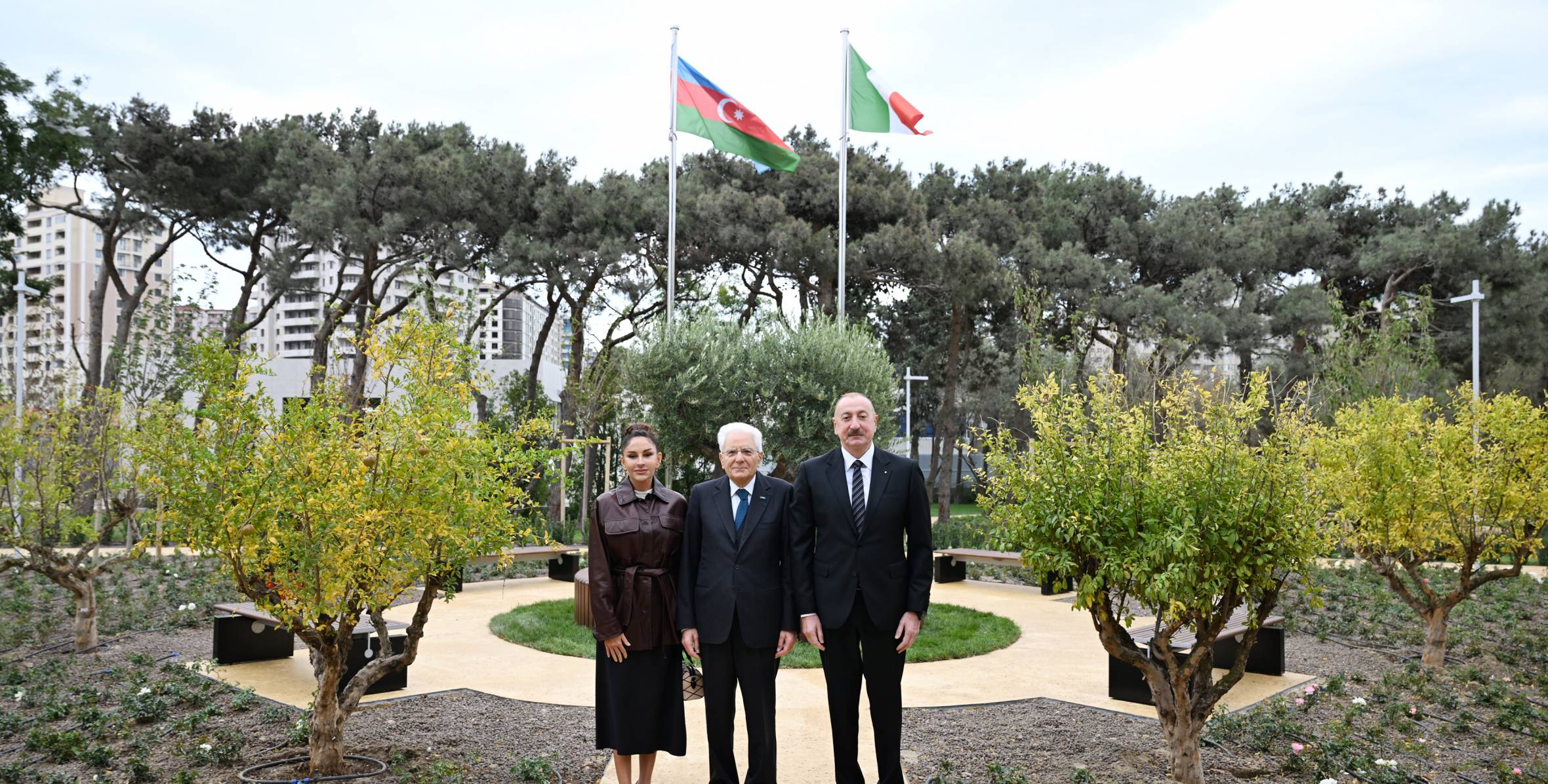 b0f20d1b36984ad39af1a93e86e2aed0_5627301