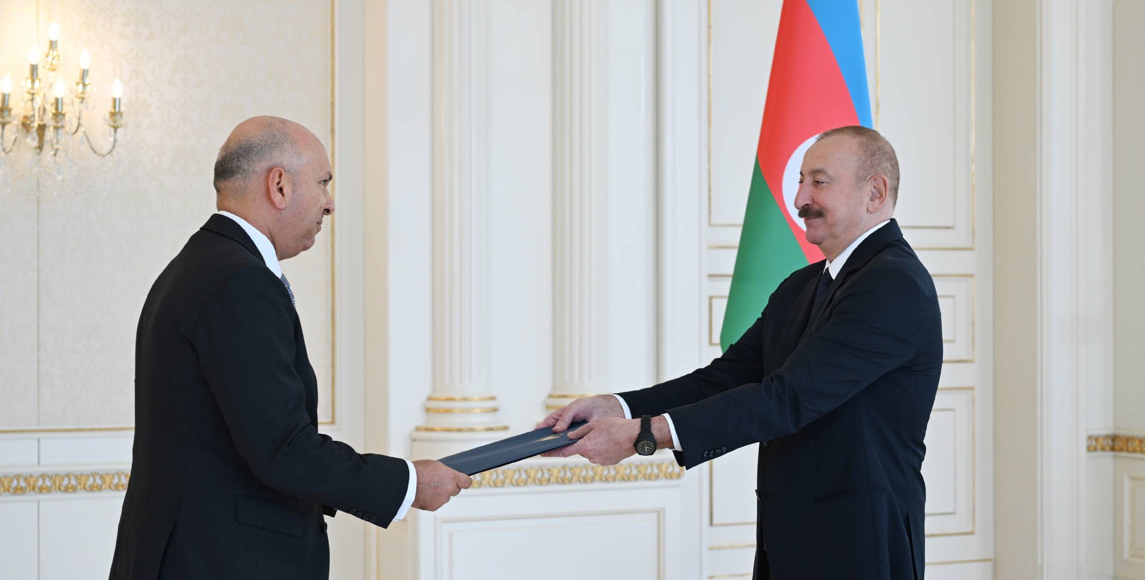 c0281ab10673eb20191609041375f5bb_6903185