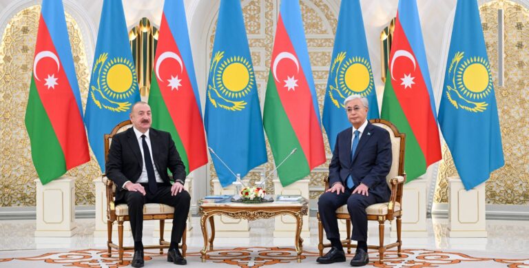 c0bd8aa04996694008484e81bc630137_8612894