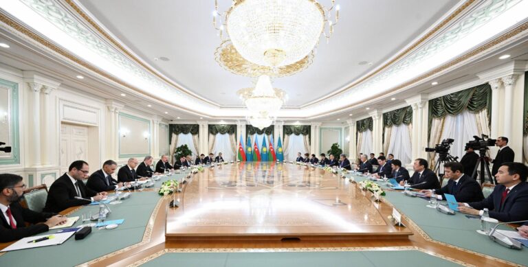 d0e91c8019fcdacb7608f872dea3a406_9218621