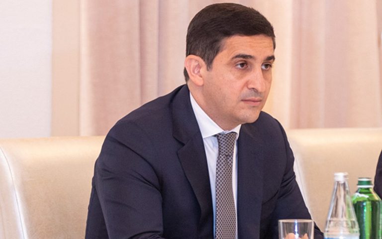 1764161536.f3e48a47-3599-4d1d-b648-a3dcb59653e2