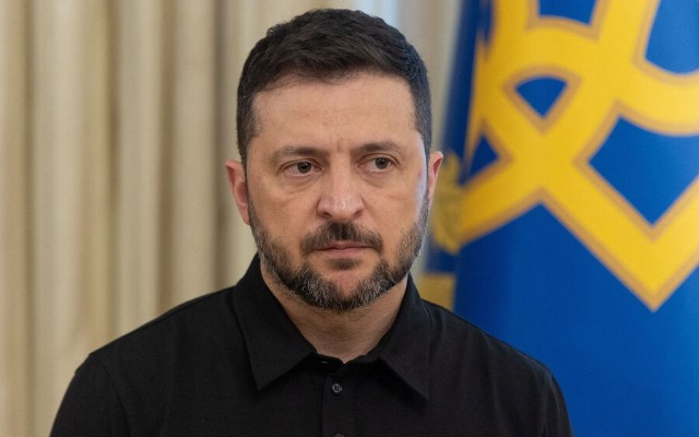 1762362525_2025-09-27T144426Z_1946315979_RC2E0HAKN7BS_RTRMADP_3_UKRAINE-CRISIS-ZELENSKIY-pic_32ratio_900x600-900x600-67381