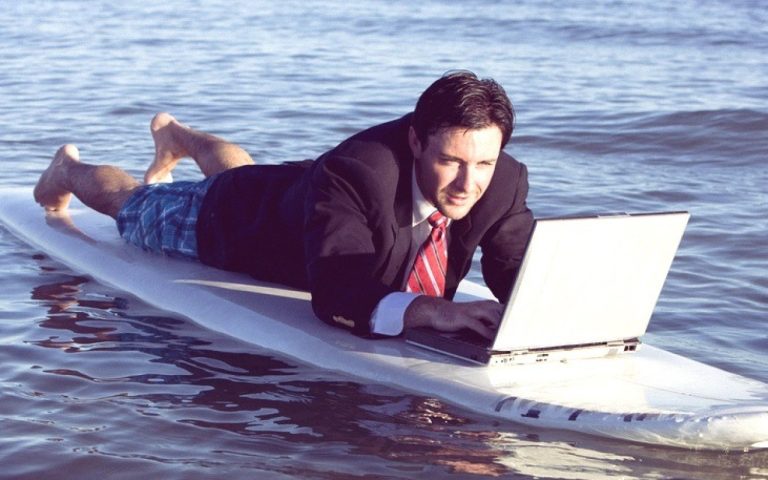 1764755653.workholiday