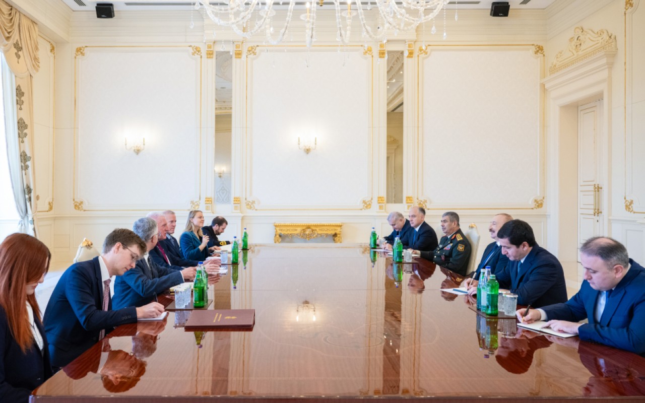 1764835477.17648353533867612693_1200x630