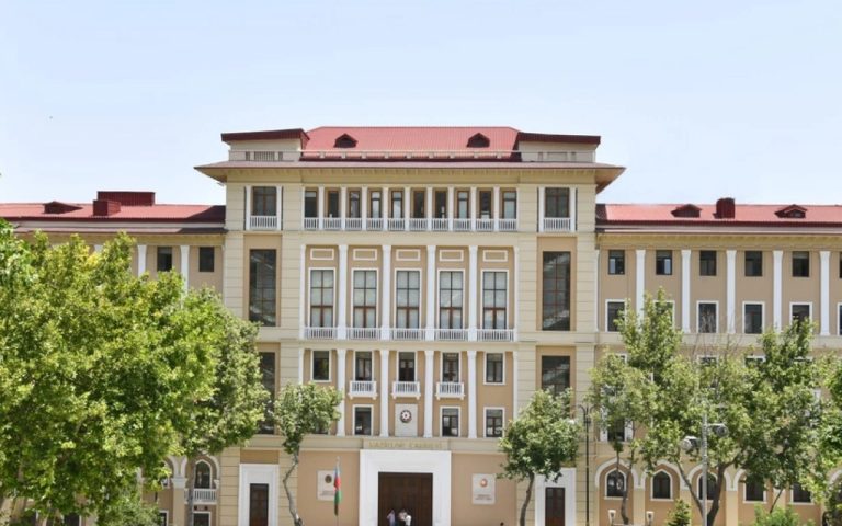 1765265987.54420d05-4262-39a0-a78a-00fb0122b14b_825