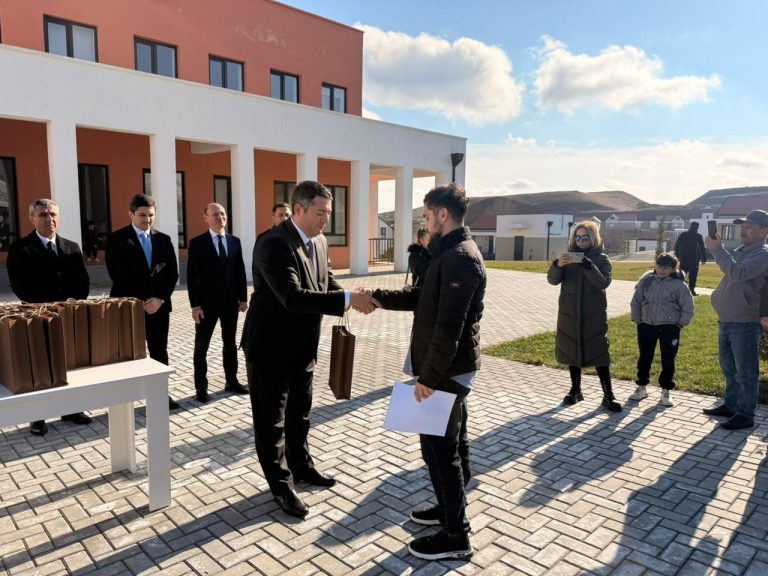 1765802448_f55523ba-6499-41b4-b8d9-b797f8aaa76a