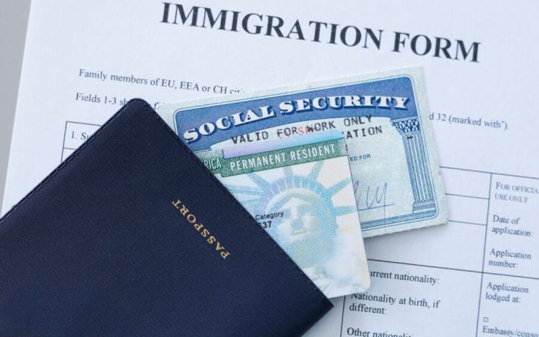 1766123296.upload-shutterstock_2530012885-pic_32ratio_900x600-900x600-27203