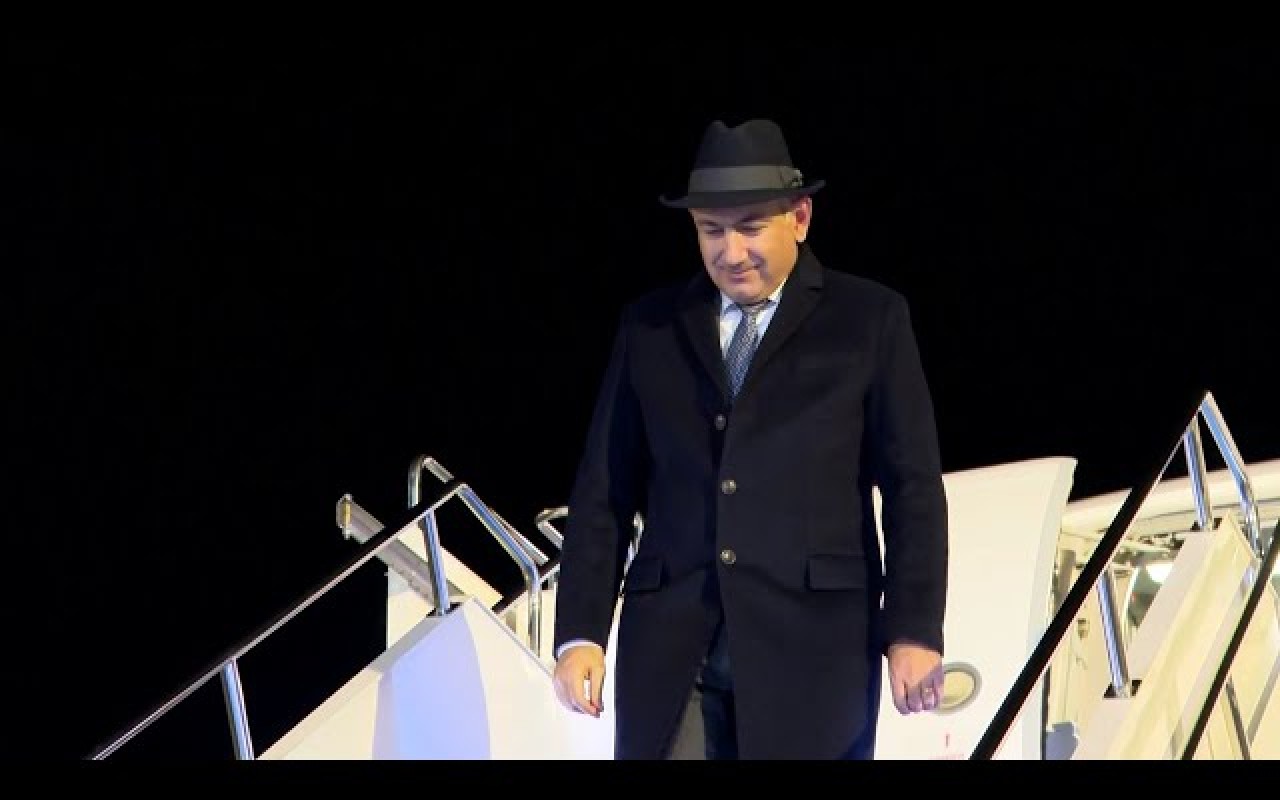 1766323600.sddefault