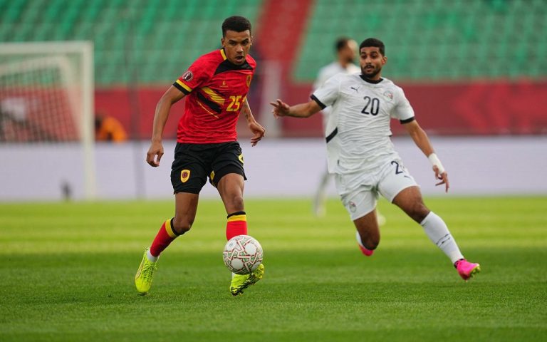 1767037498.sbornye-angoly-i-egipta-ne-zabili-golov-v-matche-3-go-tura-kubka-afrikanskih-nacij_17670309731410571306_01