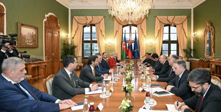 1a5314c13ce119f1b16bac9e960be83f_7911735