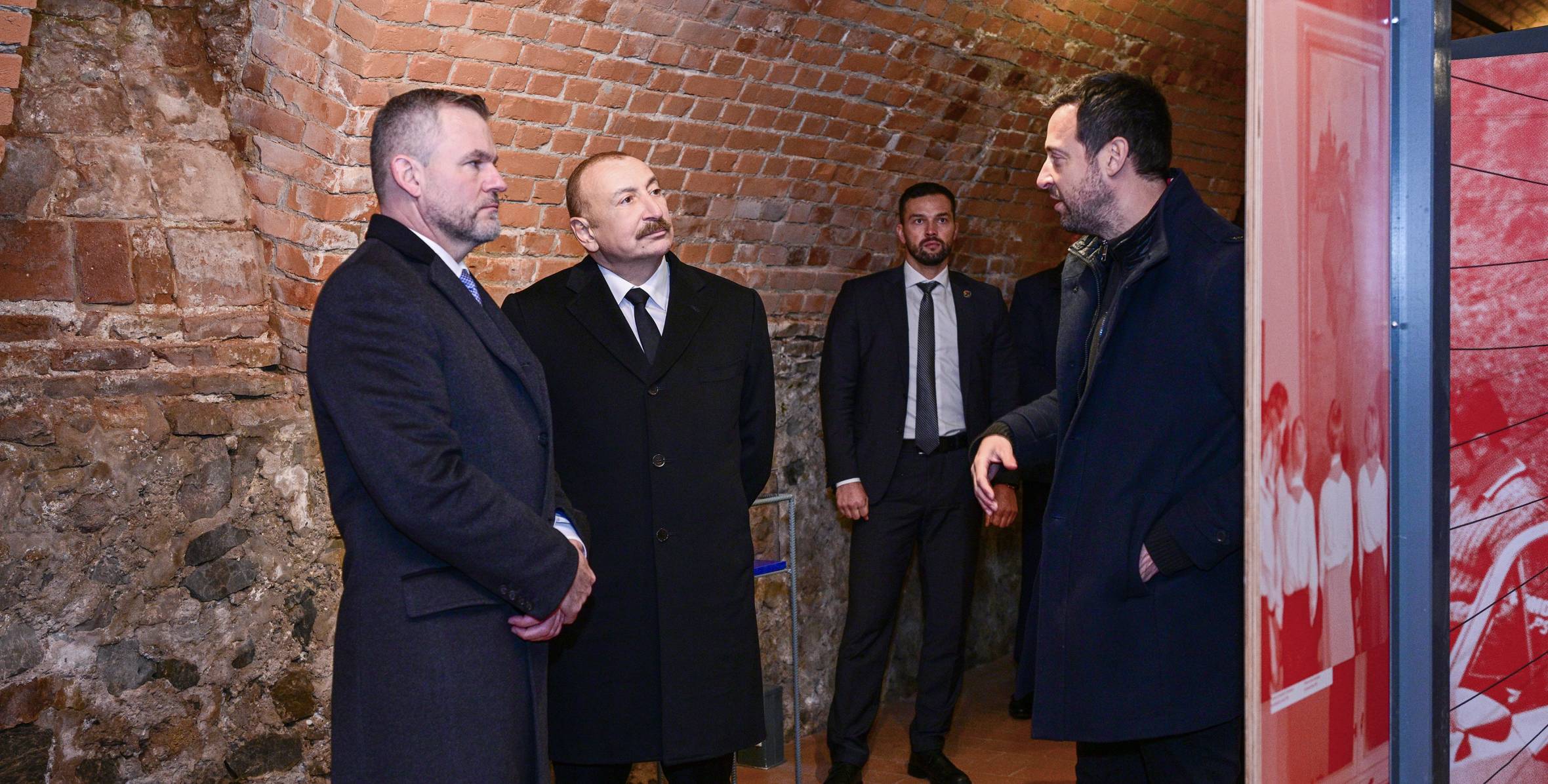 ec9a740bf379c389173d2aea8ece96b5_5615117