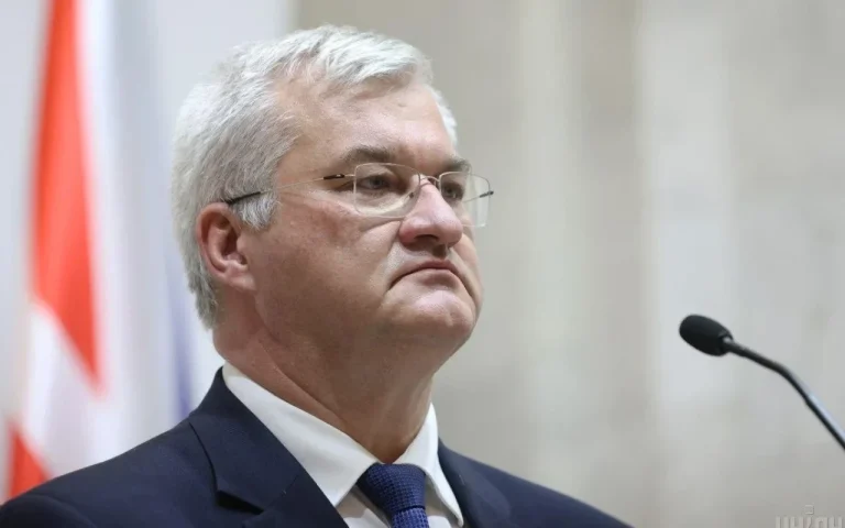 1767207283.68b877261e05968b877261e05a175691959068b877261e05768b877261e058