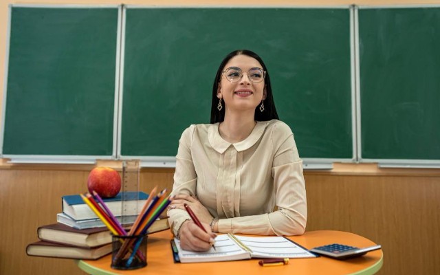 1767622232_66a88e2ae4fc84d5a34a9aa9_müəllimlər-üçün-müsahibə-sualları