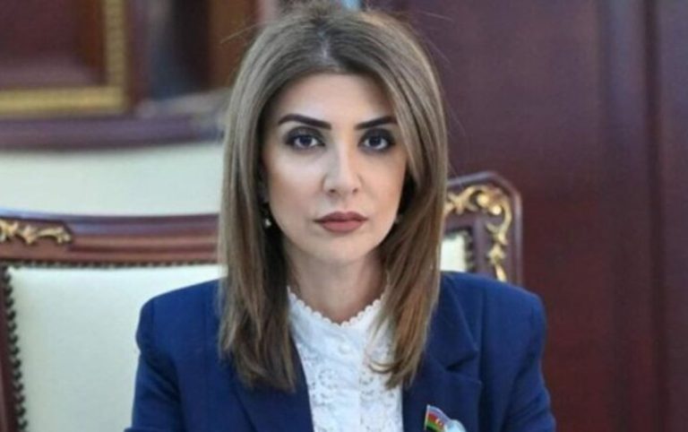 2025-10-28-13-43-52KbtpY2tnm4CsyrVYpobY_file