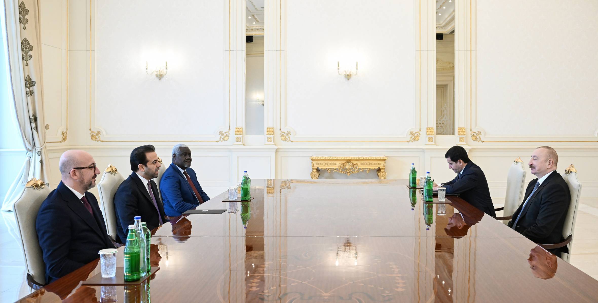 bc49181d24cab443dba4f0ecc9f198f0_8926005