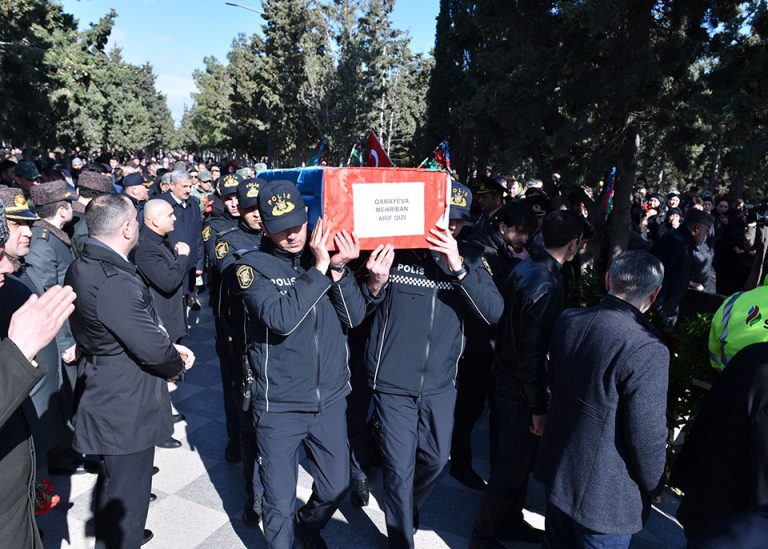 00258c1f3fc24ef783f0cfae95b1b069