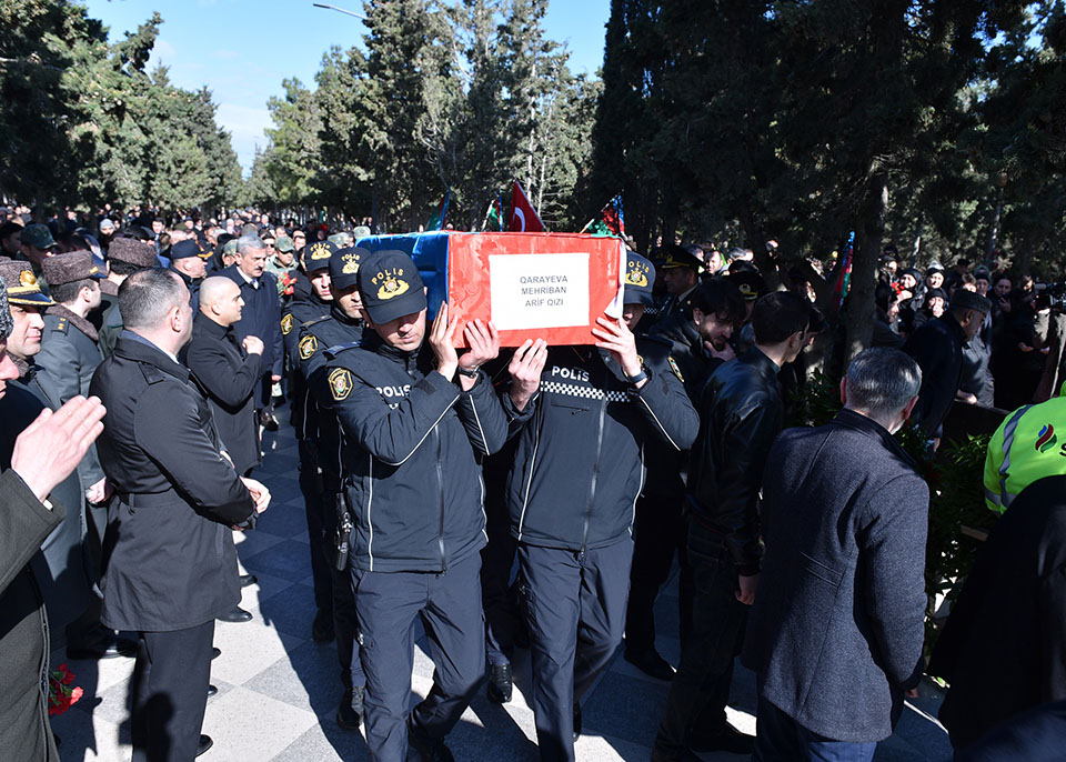 00258c1f3fc24ef783f0cfae95b1b069