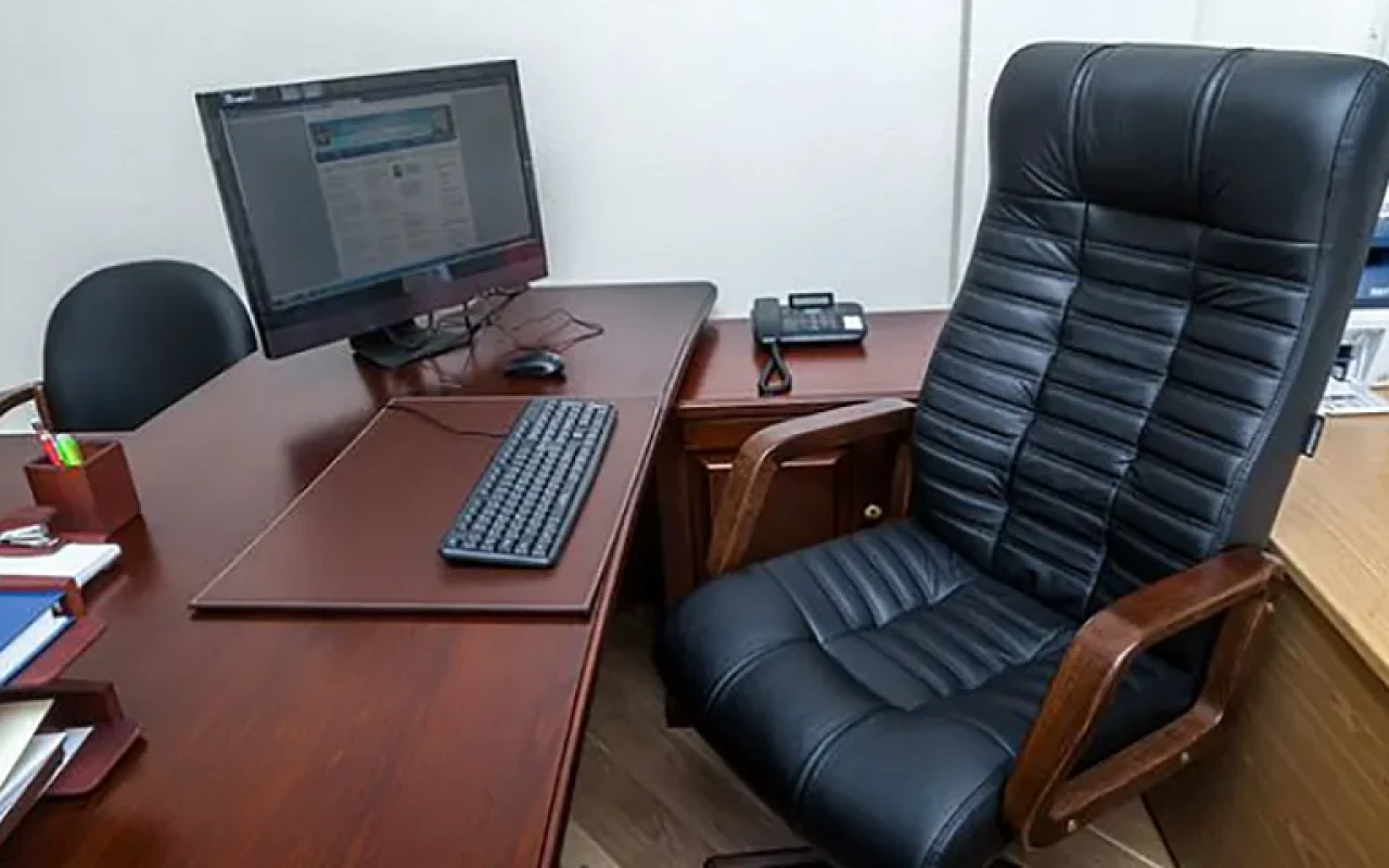 1757574383.1753875218_direktor-valyuta.az-main