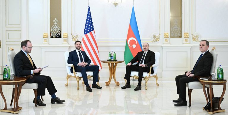 777b19323a01a80e6e6d1cff817f5d8b_6647142