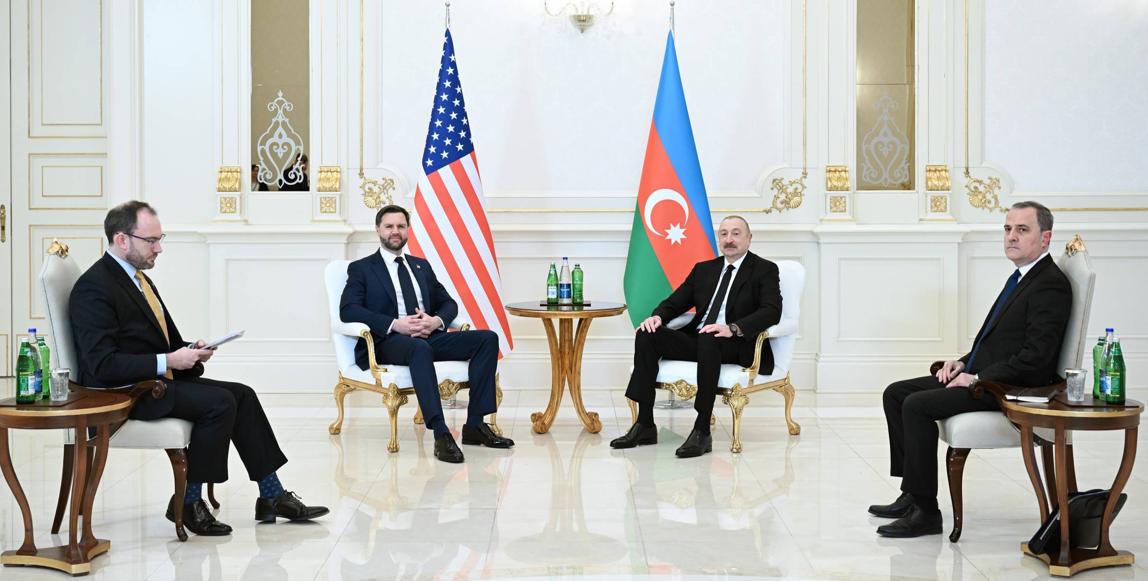 777b19323a01a80e6e6d1cff817f5d8b_6647142